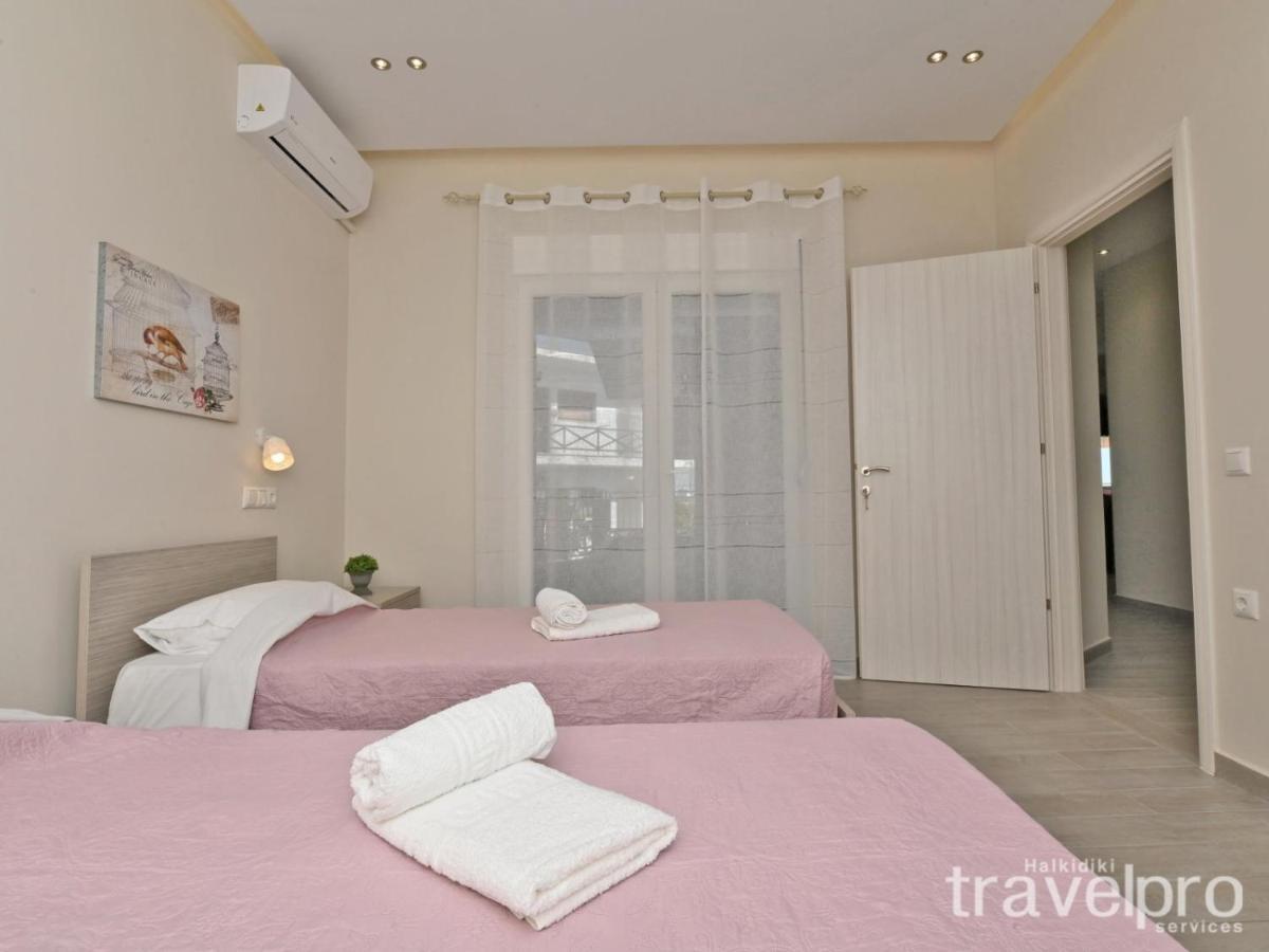 Sabbia Apartments Seafront By Rentalspro Services - Nea Moudania Halkidiki Kültér fotó