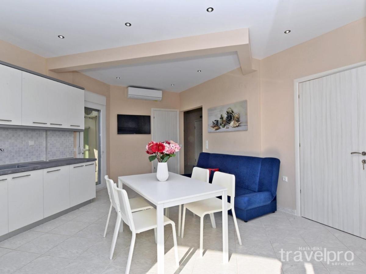 Sabbia Apartments Seafront By Rentalspro Services - Nea Moudania Halkidiki Kültér fotó