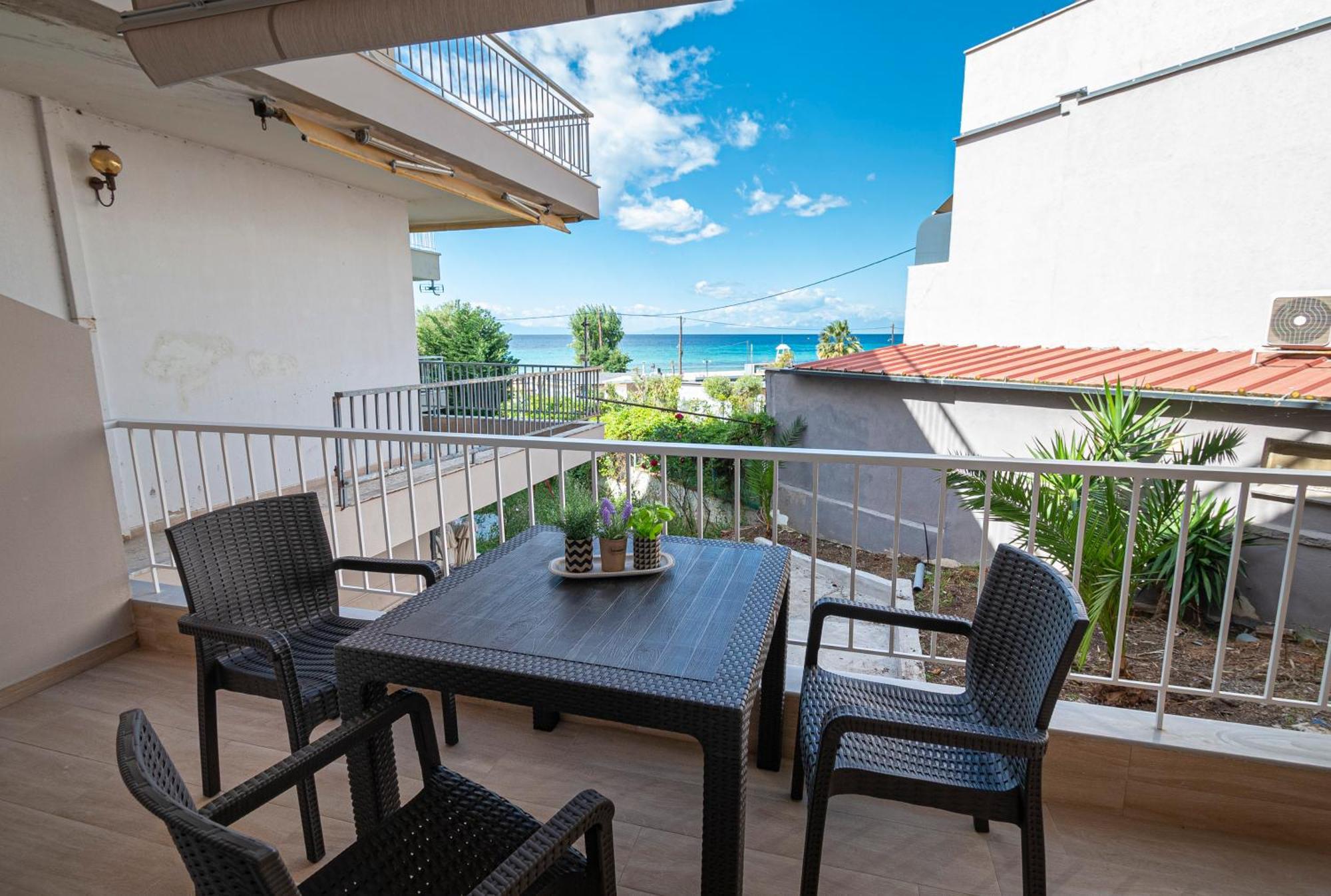 Sabbia Apartments Seafront By Rentalspro Services - Nea Moudania Halkidiki Kültér fotó
